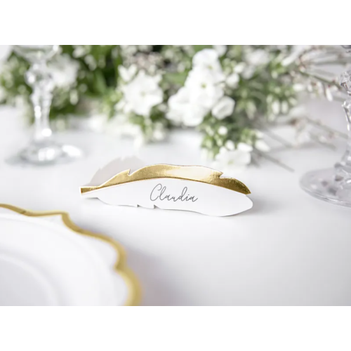 Place cards "FEATHERS"